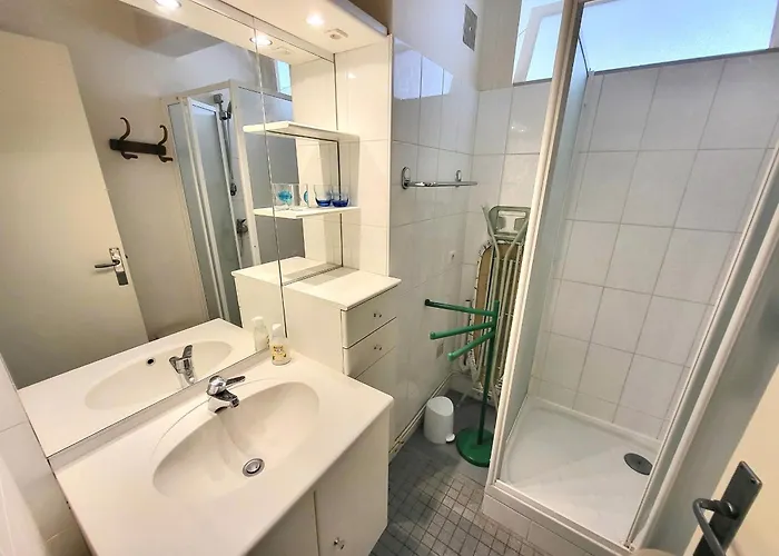 T2 Agreable Aux Sables - Face Mer, Proche & Commerces, Balcon, Animal Admis - Fr-1-92-629 Apartamento